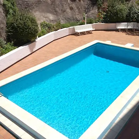 Lets Holidays Pool Beach *